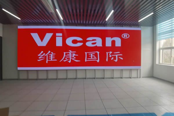 小間距LED顯示屏如何實現無縫拼接
