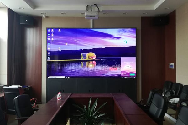現代會議室使用哪種顯示大屏比較好？