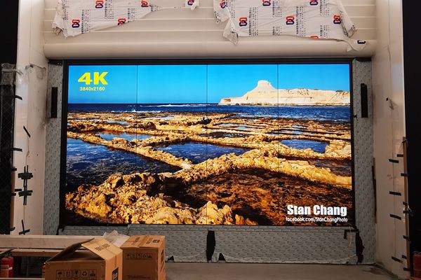 展館展廳場(chǎng)合的顯示大屏使用LED屏好，還是拼接屏好？