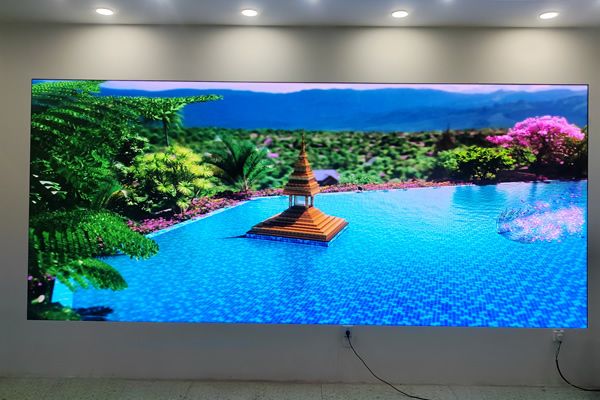 室內(nèi)大屏用液晶拼接屏好，還是LED顯示屏好？