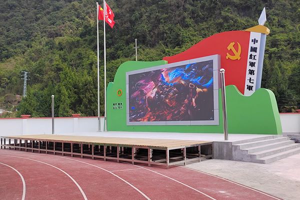 10米寬的舞臺背景墻要做多大的LED顯示屏合適？